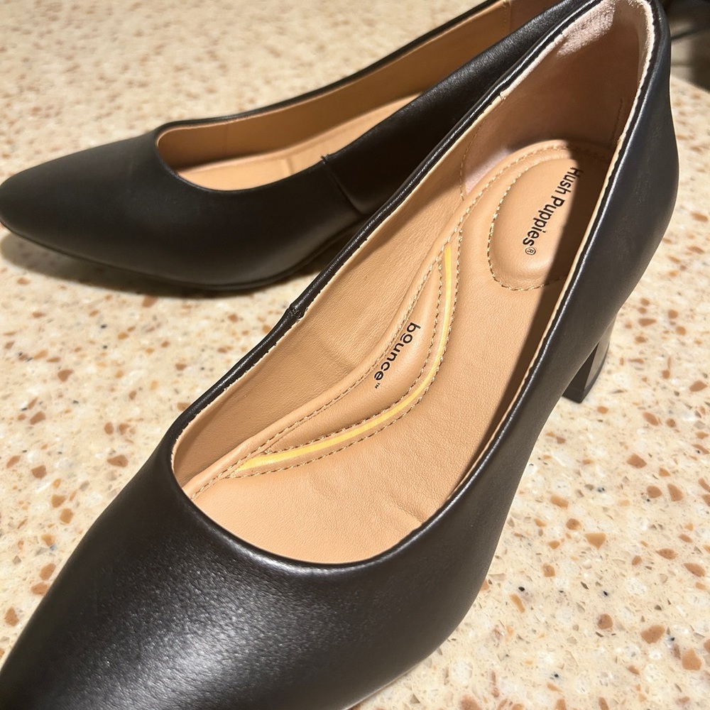 Hush Puppies Black Leather Comfort Flats - Picture 4 of 4